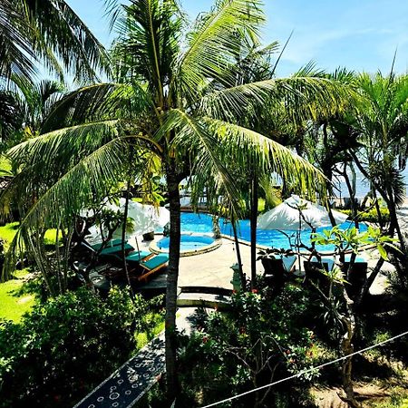 Coral Bay Bungalows Amed  Exterior photo